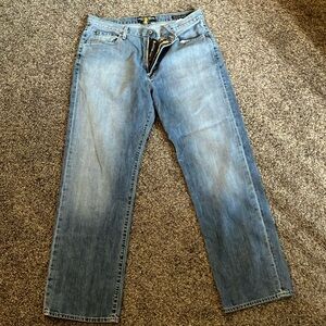 Lucky Brand Blue Straight Jeans Timeless Style
